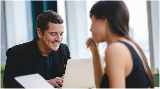 When Should I Choose an S Corp for My Startup?